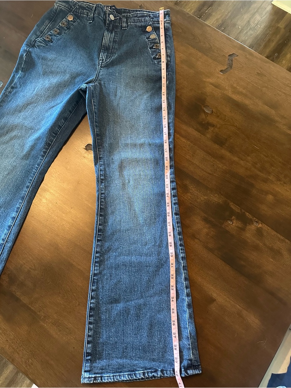 GAP Women's Dark Blue 70’s Flare Button-Accent Jeans - Size 8/29 - Picture 8 of 11